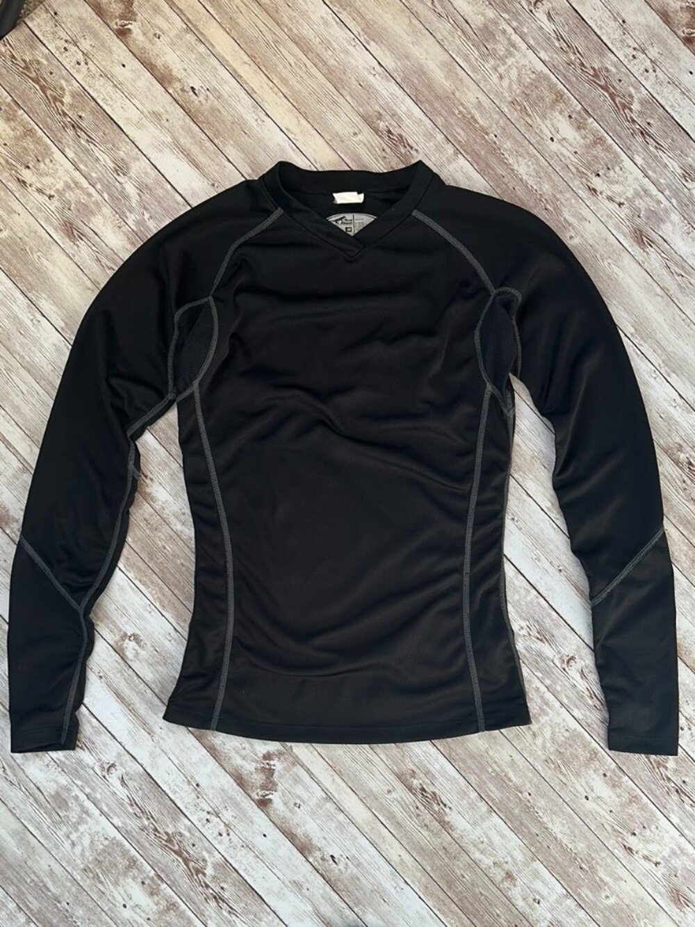 First Ascent Boys Compression Long Sleeve Top sz Medium Black Nylon Vented Sport